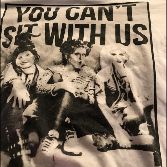 Hocus Pocus  ( Halloween) white Small Tee like new, Just in time for Hall… - Picture 1 of 7